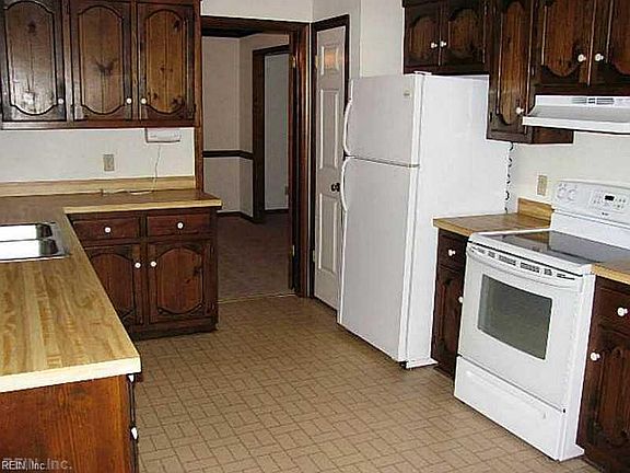 5th image of 701 Lindenbrook Ln