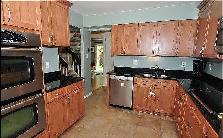 1st image of 9510 Miranda Ct