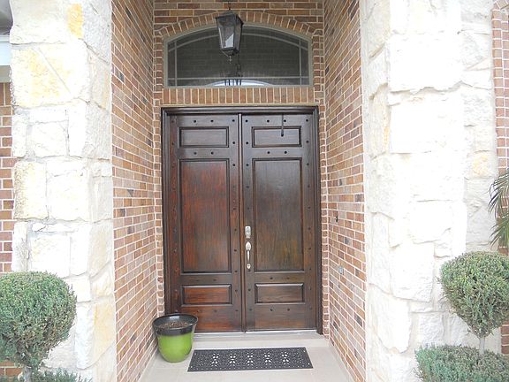 4th image of 2625 Northgate Ln