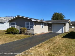 110 Whittier Rd, Brick, NJ 08724