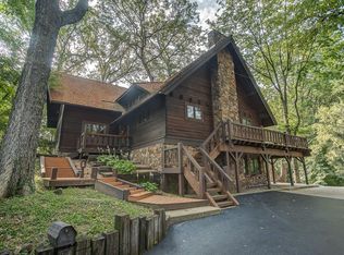 46 Country Club Pl, Belleville, IL 62223