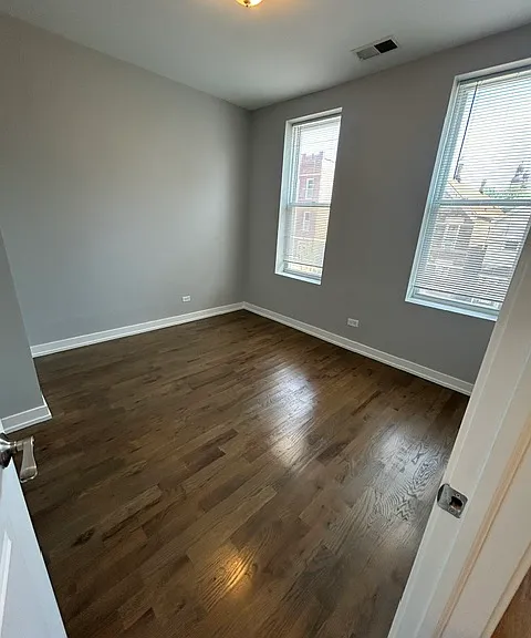 3210 S May St #2F — Photo 4