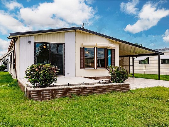 2nd image of 3149 Running Deer Dr