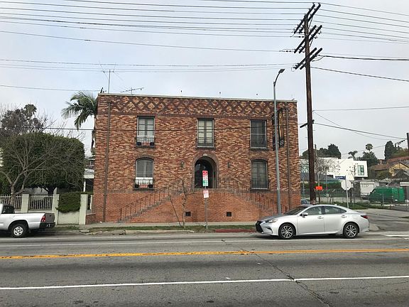 2nd image of 1443 N Alvarado St #1443-204 1