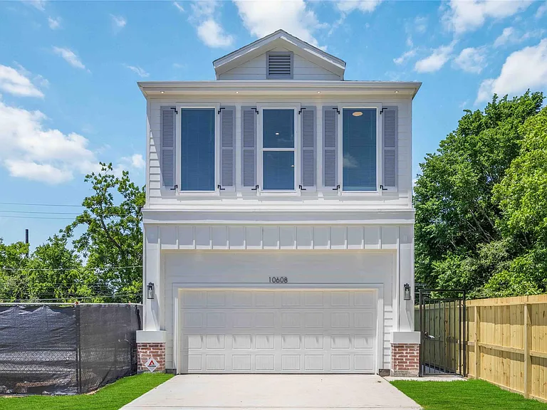 10608 Ashville Dr — Photo 1
