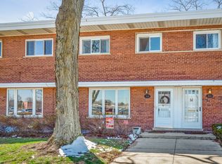 316 S Maple St, Mount Prospect, IL 60056