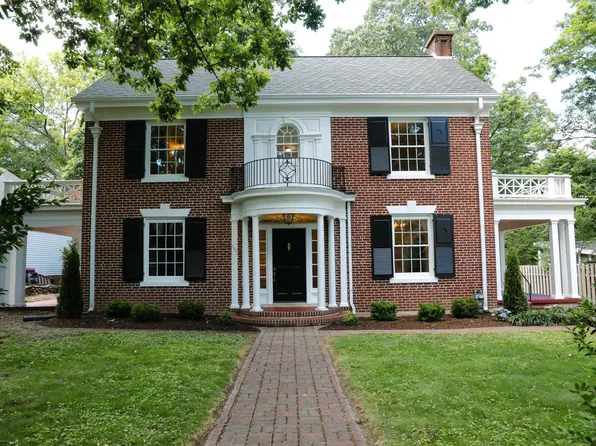 645 Cherry Ave, Waynesboro, VA 22980