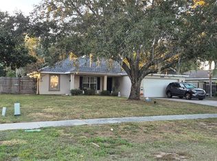 33809 Silver Pine Dr, Leesburg, FL 34788