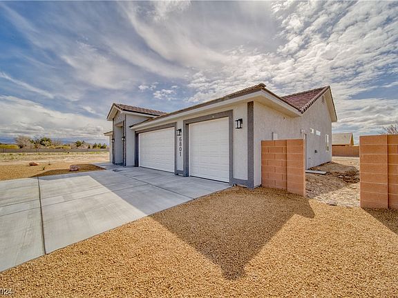 2nd image of 6801 Sandpebble St