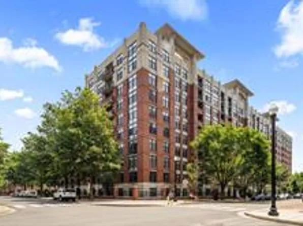 1021 Garfield St #209, Arlington, VA 22201