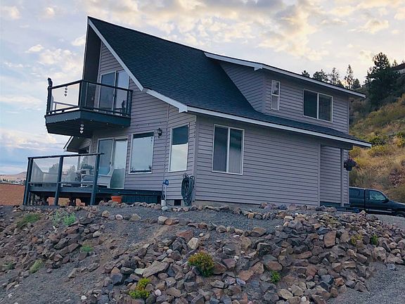 2nd image of 3305 Roosevelt Dr