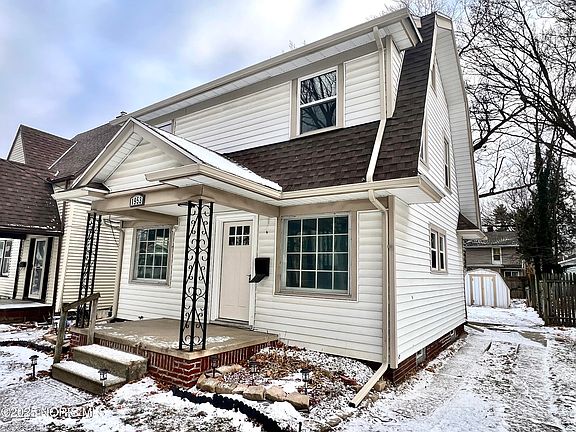 2nd image of 1953 Talbot St