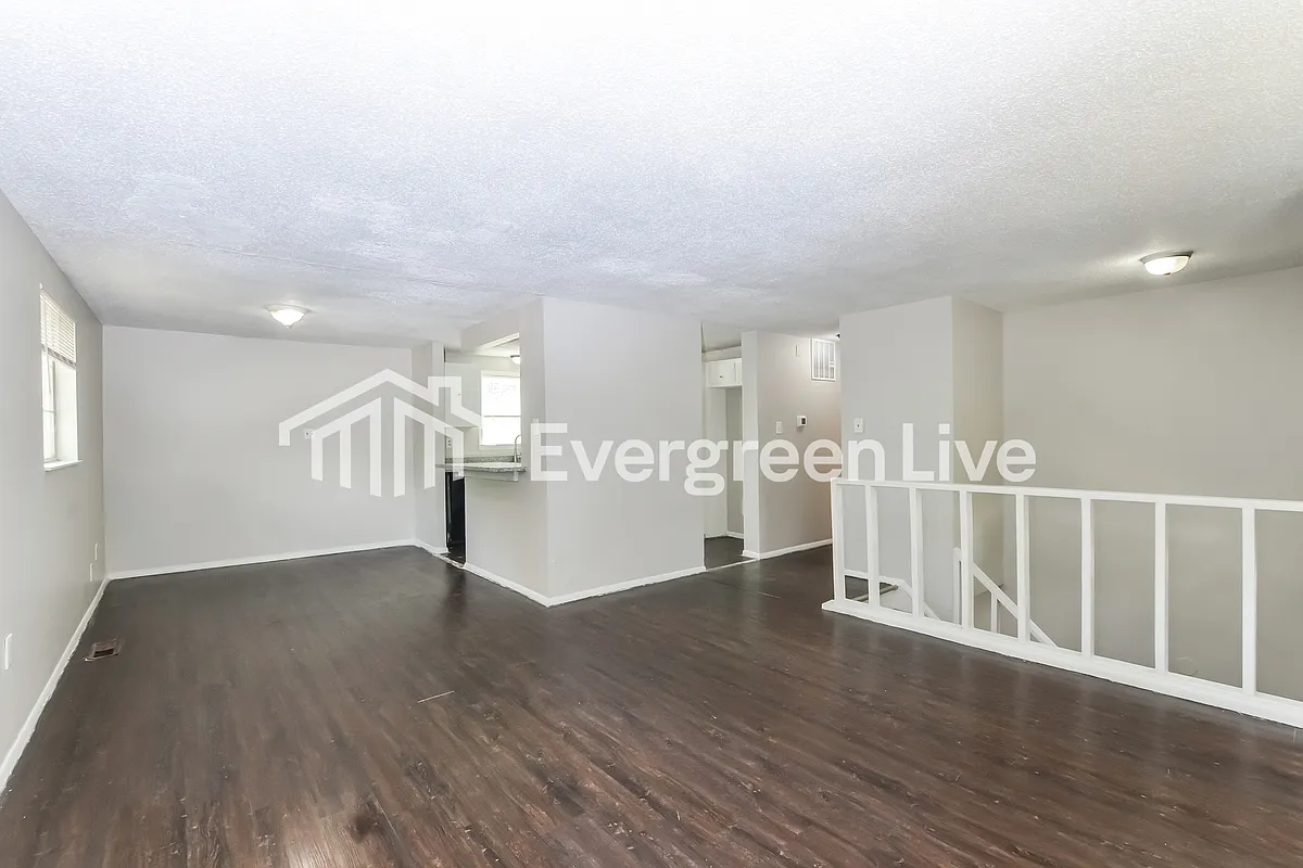 Building Photo - 6283 Cranbury Park Dr
