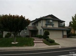 313 Woodcrest Dr, Vacaville, CA 95688