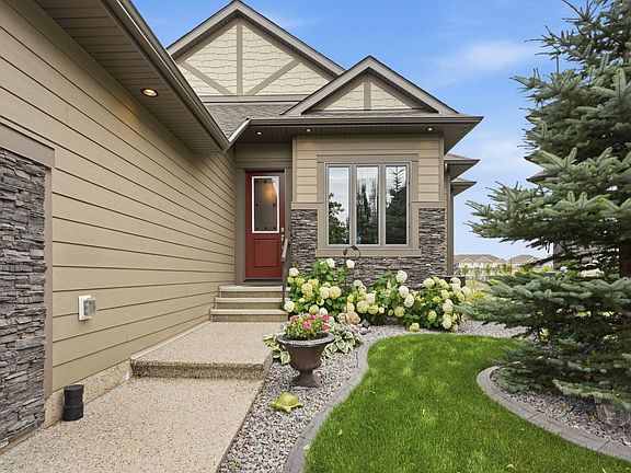 2nd image of 657 178a St SW