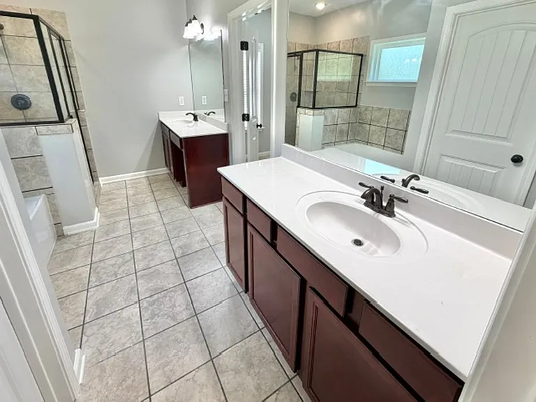 150 Clay Hill Dr — Photo 6