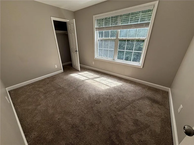944 Crossing Rock Dr — Photo 15
