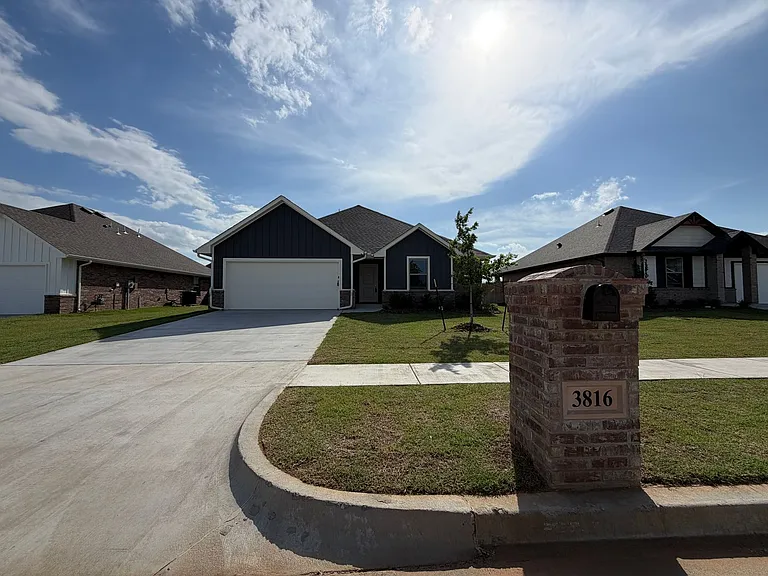 3816 Lleyton Dr — Photo 23