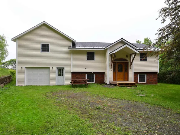 177 Hillridge Road, Hartford, VT 05047
