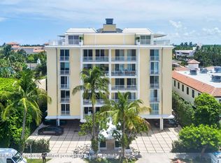 170 Chilean Ave APT 2D, Palm Beach, FL 33480