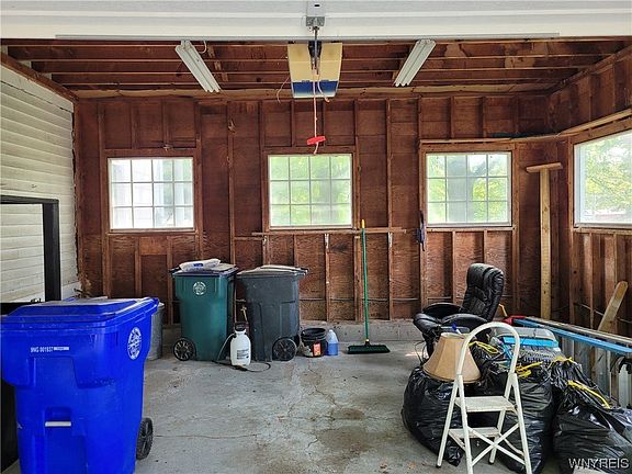 3rd image of 6241 Charlotteville Rd