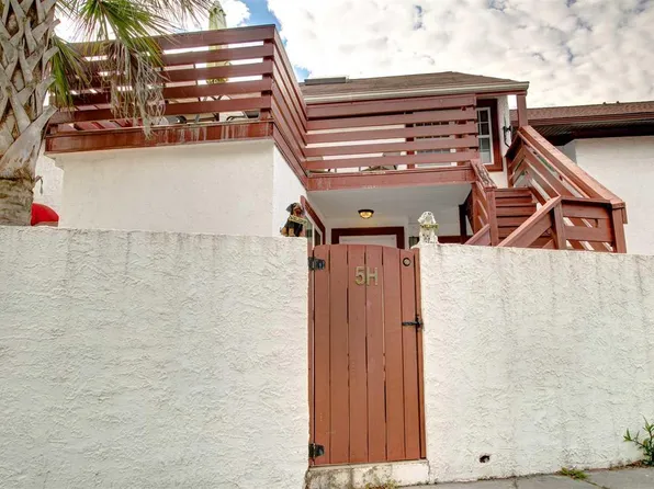 306 21st Ave S, Myrtle Beach, SC 29577