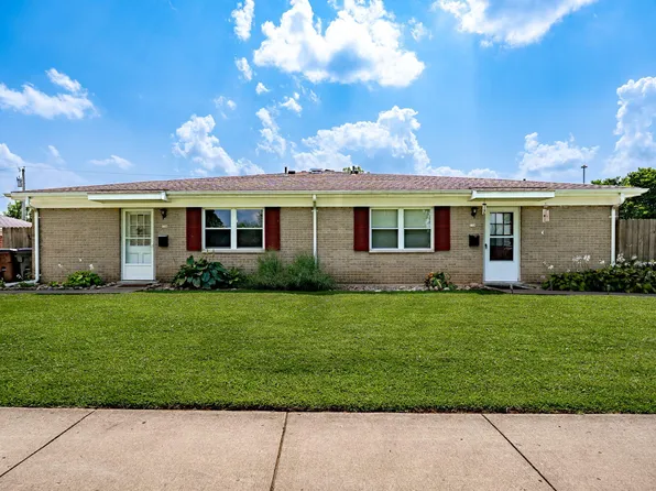 734-740 W Lake Ave, New Carlisle, OH 45344
