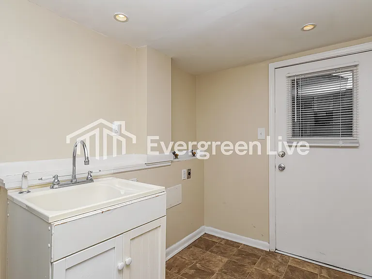 4 W William Dr — Photo 14