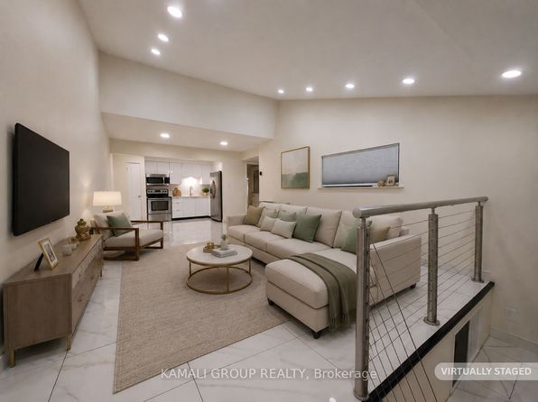 262 John Garland Blvd, Toronto, ON M9V 1N8