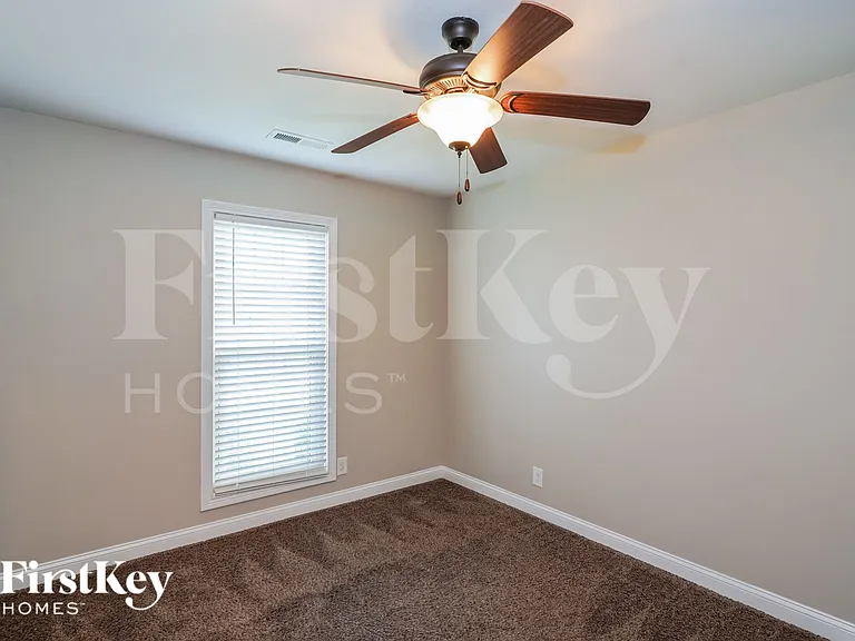 2060 Jackie Lorraine Dr — Photo 13