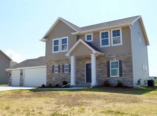 489 Barbie Ct, Appleton, WI 54915