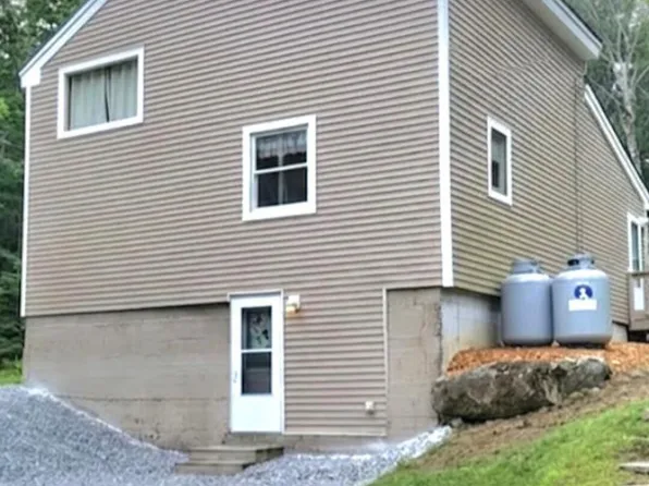 520 Smithfield Road, Oakland, ME 04963