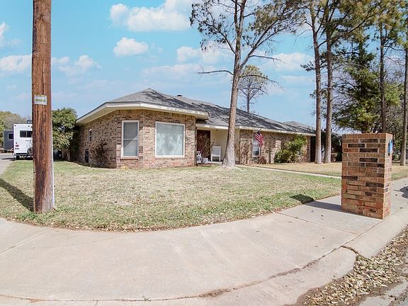 3rd image of 5006 Sherwood Dr