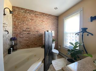 35 Hall St, Jamaica Plain, MA 02130