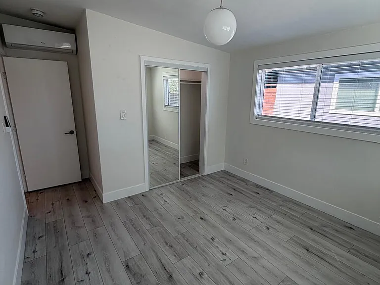 1402 San Juan St — Photo 8