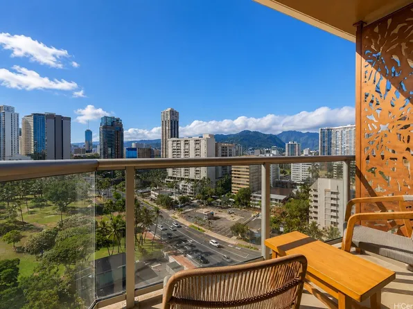 2045 Kalakaua Ave APT 1204, Honolulu, HI 96815
