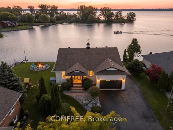 7 Rogers St, Prince Edward County, ON K0K 2T0