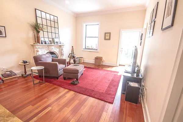 Rented by Twyford Real Estate | media 1