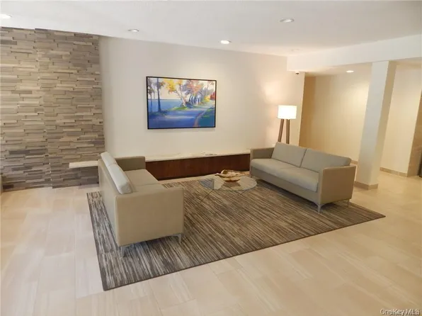 414 Benedict Ave APT 1D, Tarrytown, NY 10591