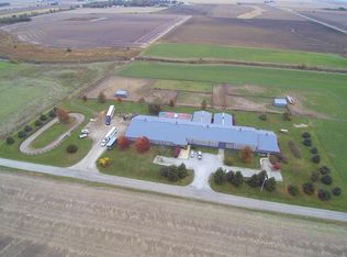 1522 N 100th Ave, Seymour, IL 61875