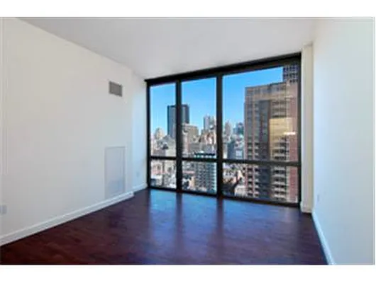 Sold by Douglas Elliman | media 35