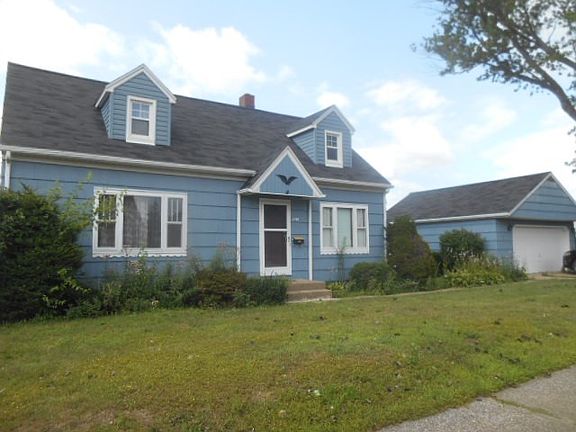 2nd image of 1756 W 36th St