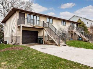 1415 Dolen Pl, Iowa City, IA 52246