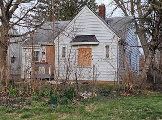 946 N University Ave, Decatur, IL 62522