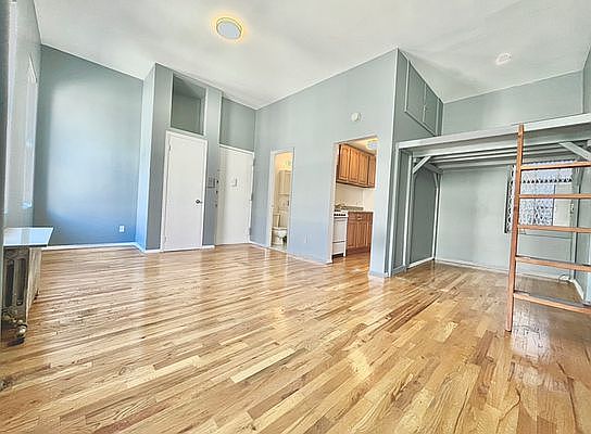 2nd image of 338 E 15th St APT 7F