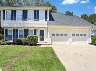 1 Castlegate Ct, Simpsonville, SC 29681