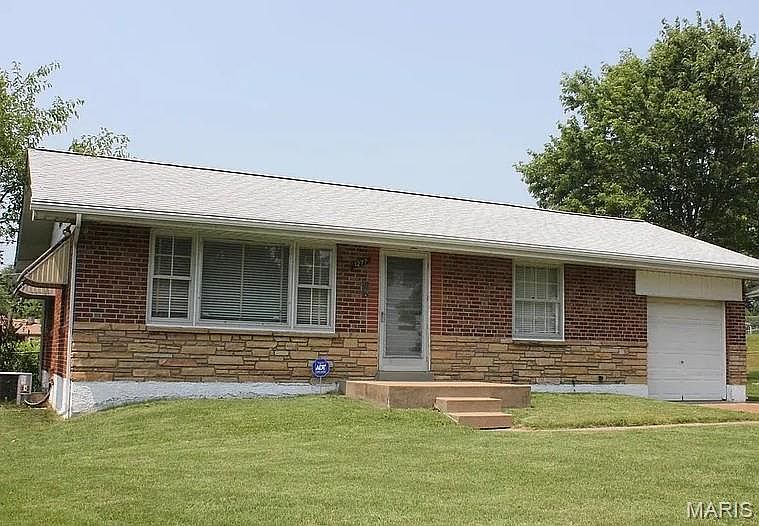 1st image of 1277 Admiral Dr