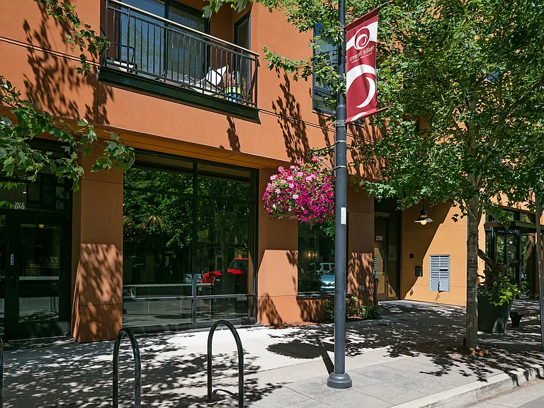 The Byron at Crescent Village — Photo 25