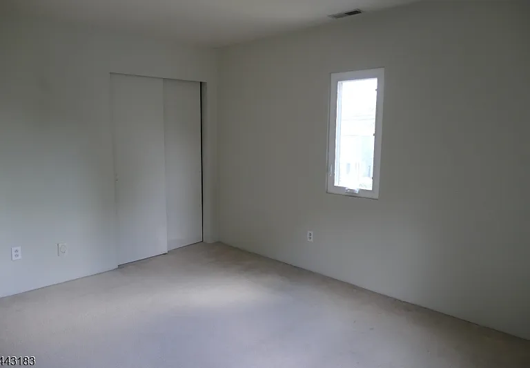144 Davenport St — Photo 7