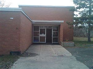 2nd image of 9 Laura Dr